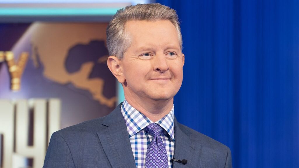 Ken Jennings a józan ész szerinti ok, amiért ebben a szezonban a Celebrity Jeopardy All Stars mezőnyét választotta – Őszintén, nagyon nehéz