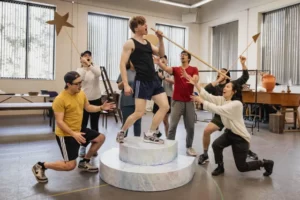 Mischief első zenés musicalje, a Thespians – első betekintés a próbákba