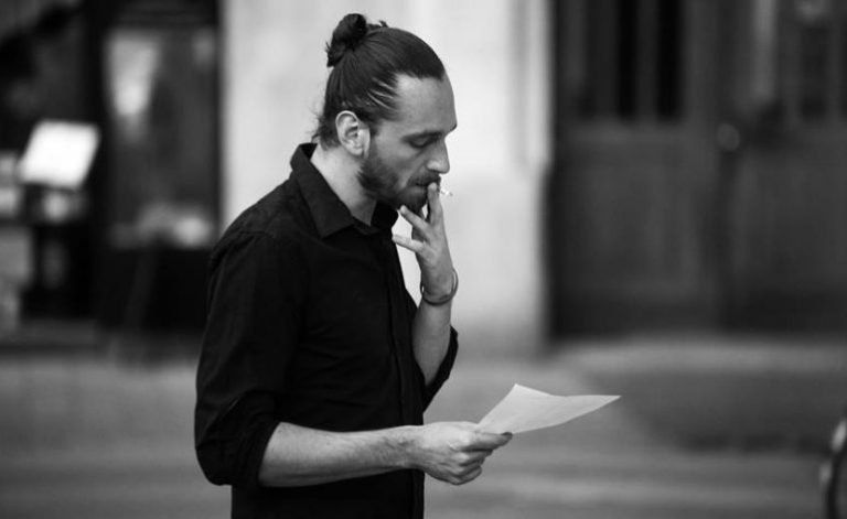Simon Márton lesz a Savaria Slam Poetry vendége Simon Márton lesz a Savaria Slam Poetry vendége